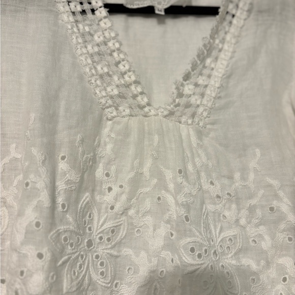 Temptation Positano 3/4 sleeve embroidered flowy top - Picture 3 of 3